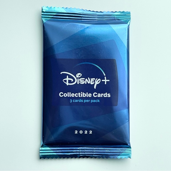 D23 EXPO 2022 DISNEY+ PLUS TRADING CARDS PACK & DISNEY + DAY BUTTONS 2022 & 2021 - Picture 3 of 8